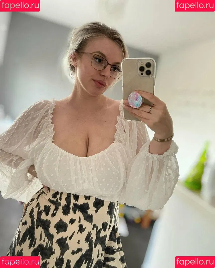peachnmelons Onlyfans Photo Gallery 