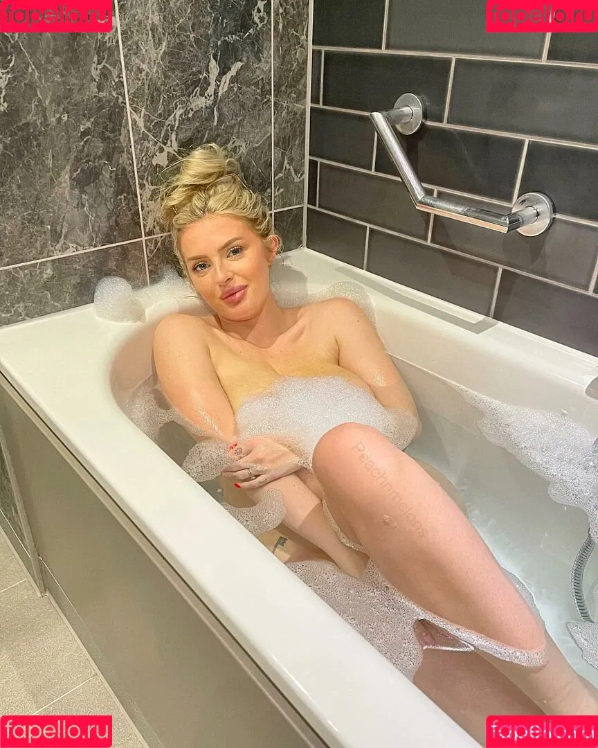 peachnmelons Onlyfans Photo Gallery 