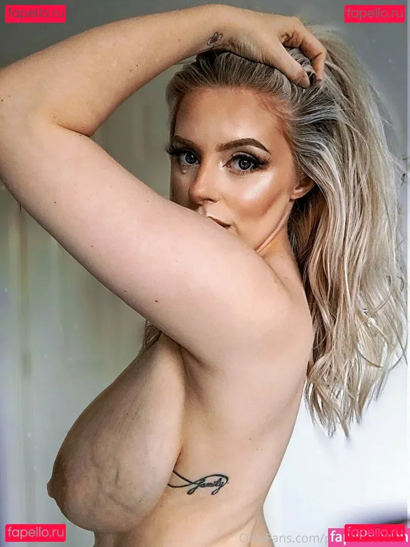 peachnmelons Onlyfans Photo Gallery 