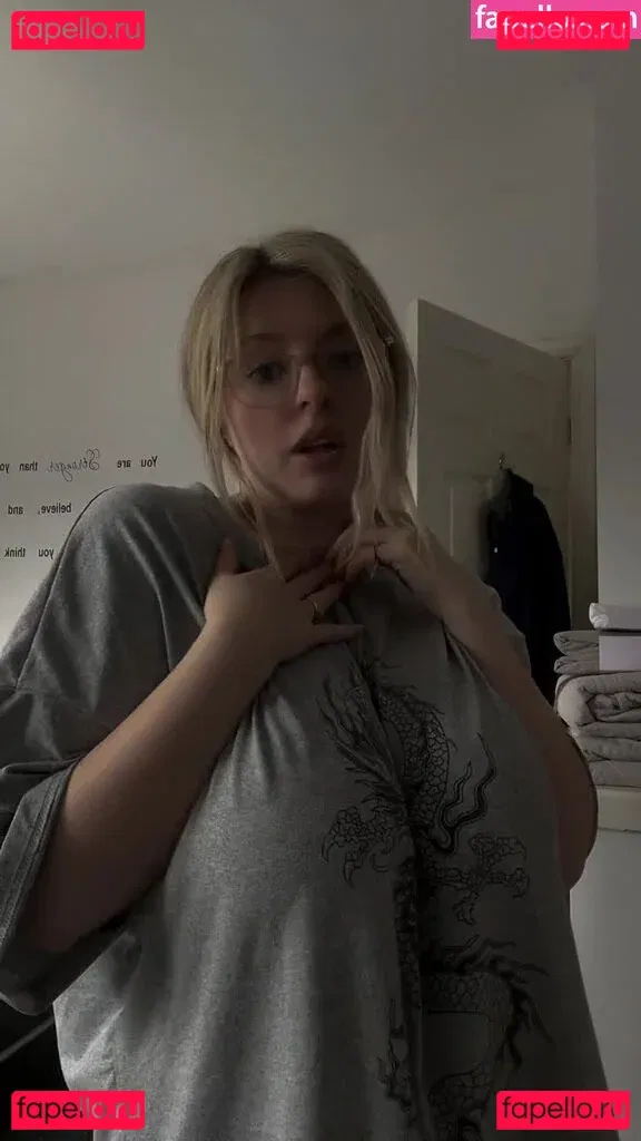 peachnmelons Onlyfans Photo Gallery 