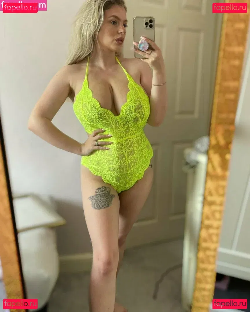 peachnmelons Onlyfans Photo Gallery 
