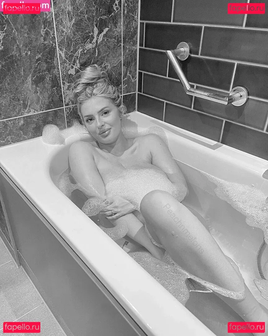 peachnmelons Onlyfans Photo Gallery 