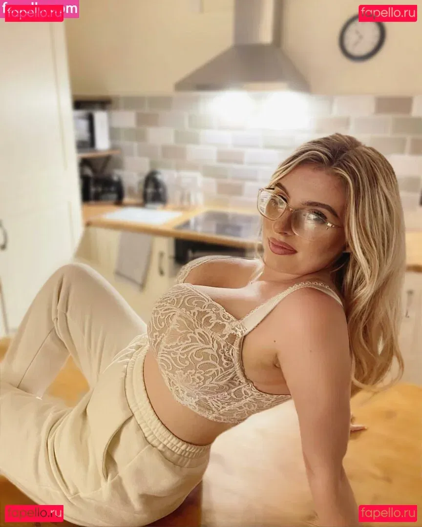 peachnmelons Onlyfans Photo Gallery 