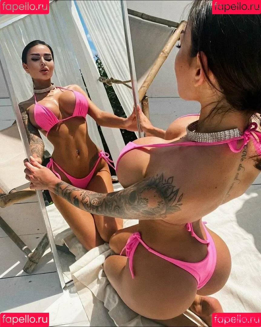 Alena Omovich Onlyfans Photo Gallery 