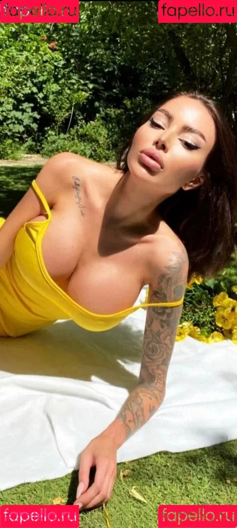 Alena Omovich Onlyfans Photo Gallery 