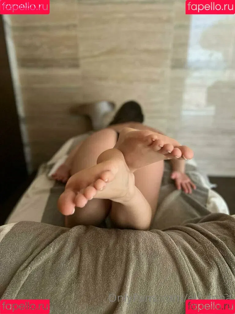 True Elianna Onlyfans Photo Gallery 