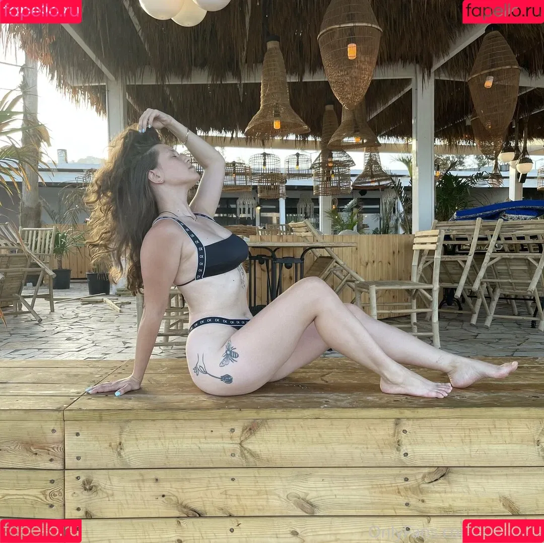 True Elianna Onlyfans Photo Gallery 
