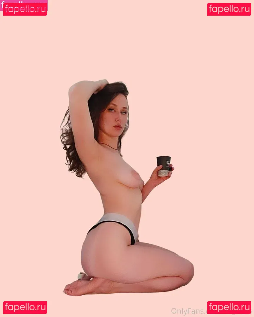 True Elianna Onlyfans Photo Gallery 