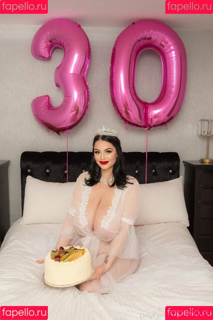 bklara111 Onlyfans Photo Gallery 