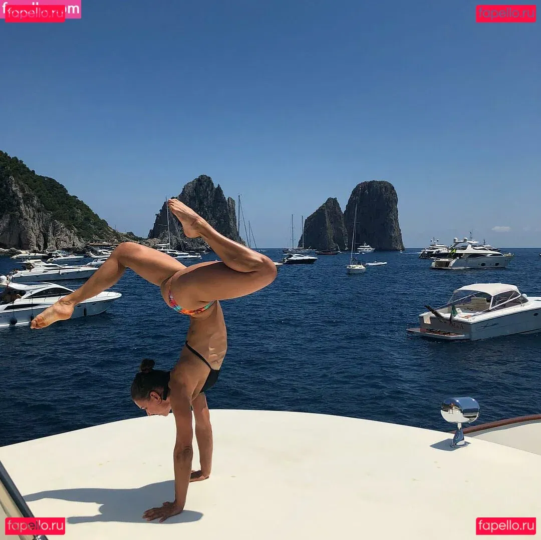 Tribevinyasa Onlyfans Photo Gallery 