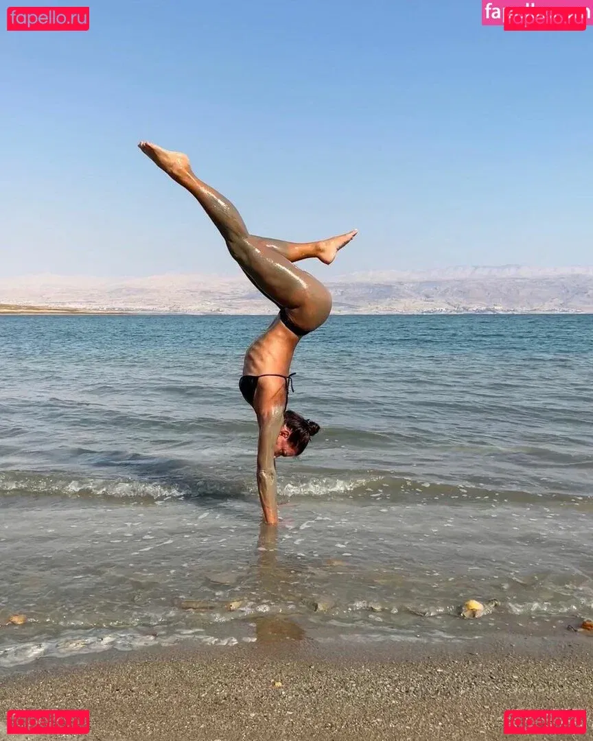 Tribevinyasa Onlyfans Photo Gallery 