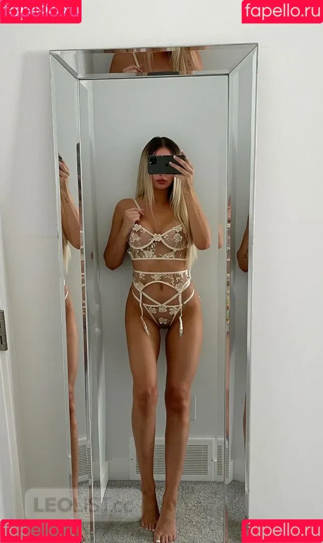 Milan Rose Onlyfans Photo Gallery 