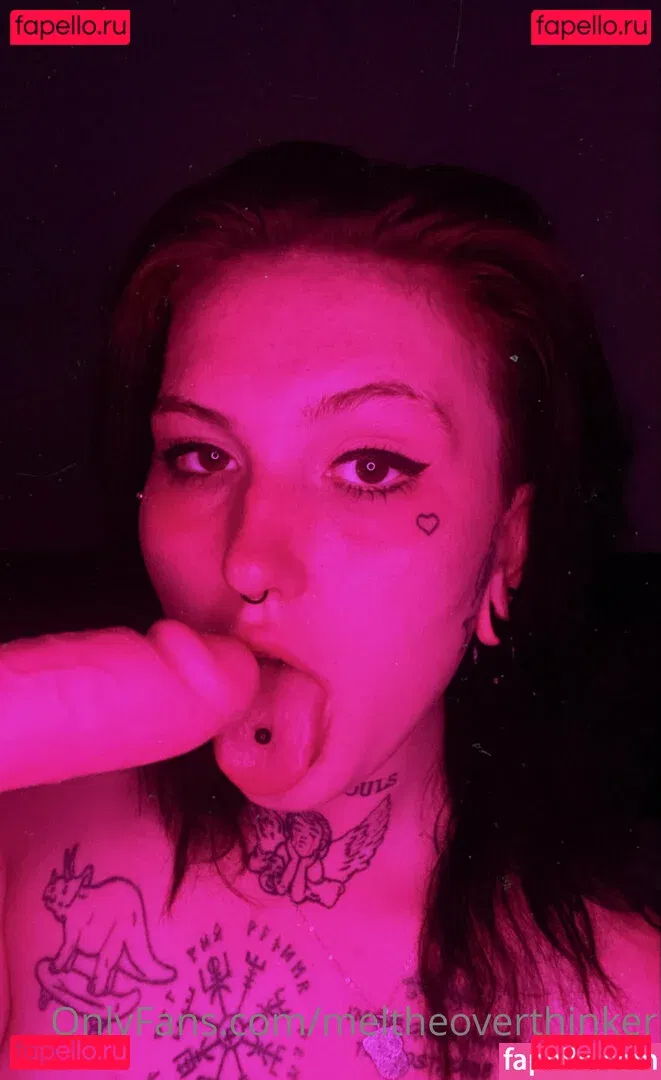 meltheoverthinker Onlyfans Photo Gallery 
