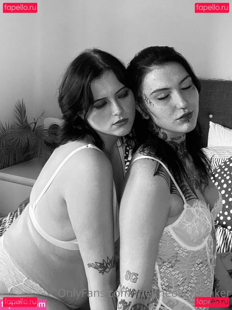 meltheoverthinker Onlyfans Photo Gallery 