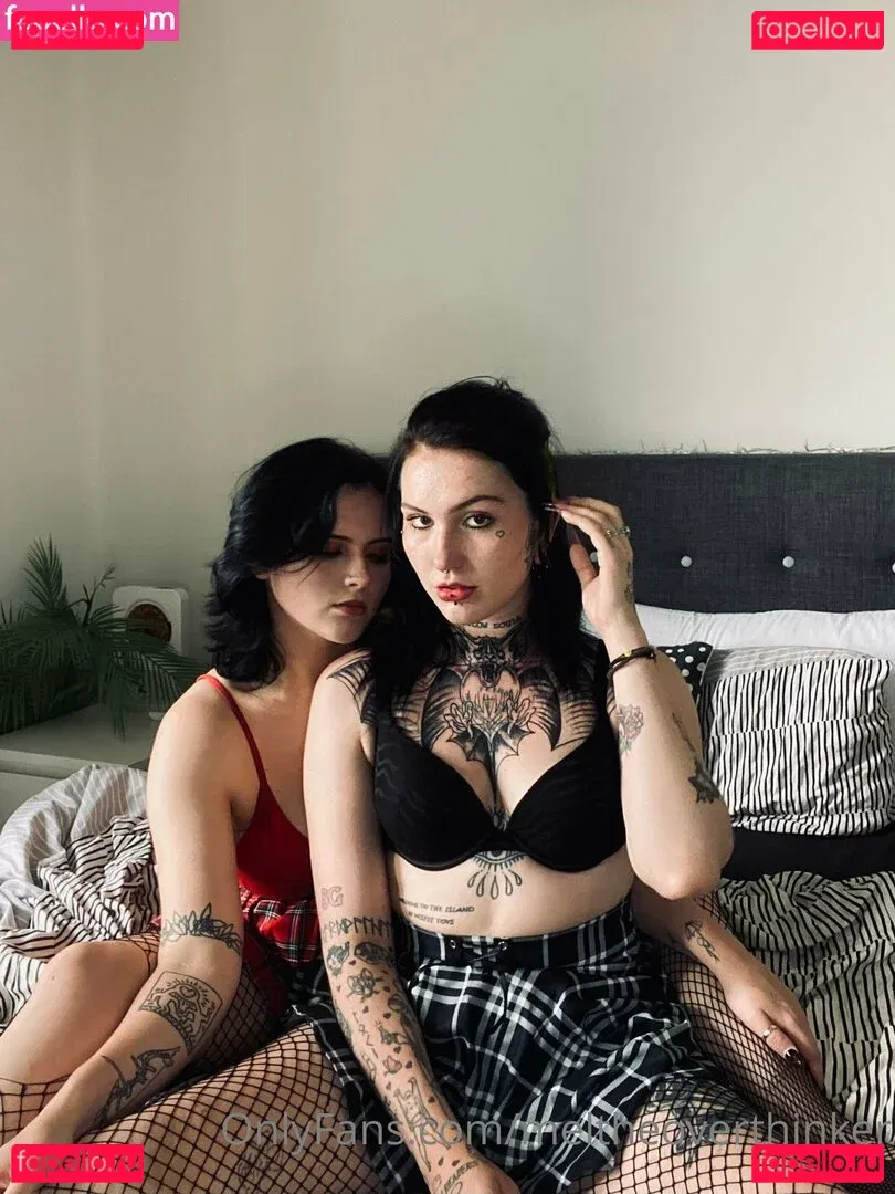 meltheoverthinker Onlyfans Photo Gallery 