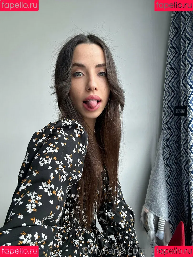miaowen Onlyfans Photo Gallery 