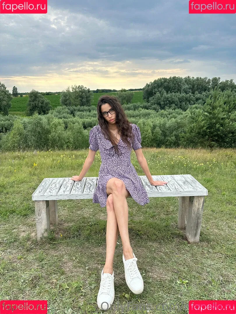 miaowen Onlyfans Photo Gallery 