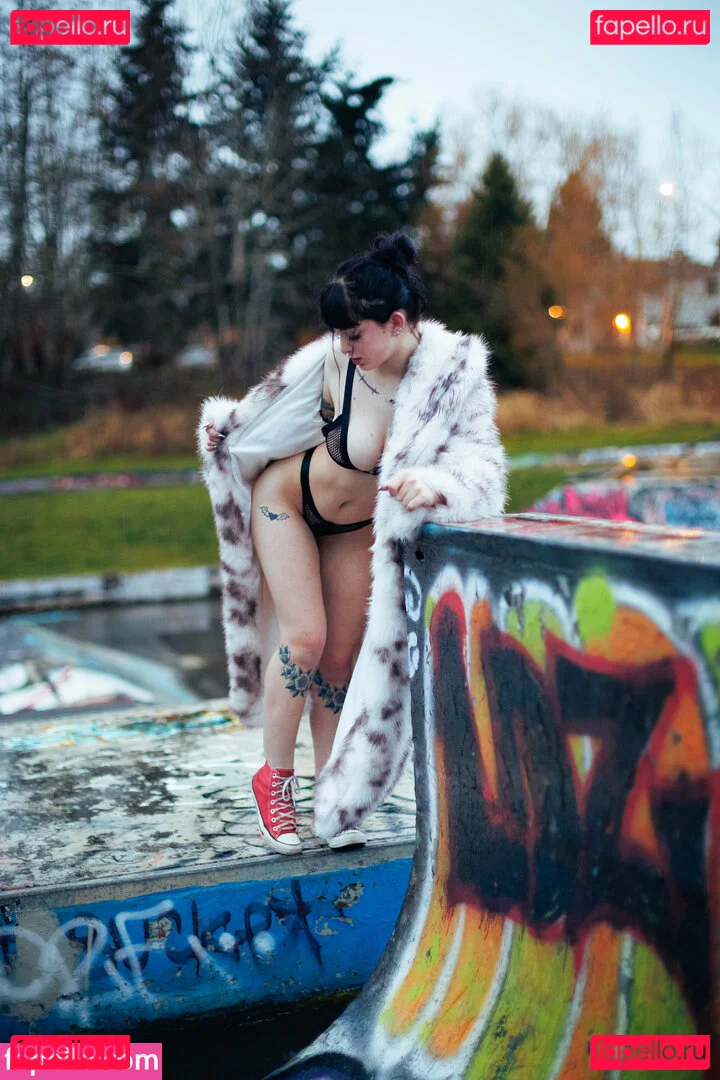 lucy.luvs Onlyfans Photo Gallery 