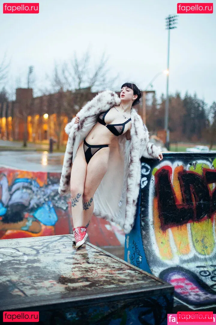 lucy.luvs Onlyfans Photo Gallery 