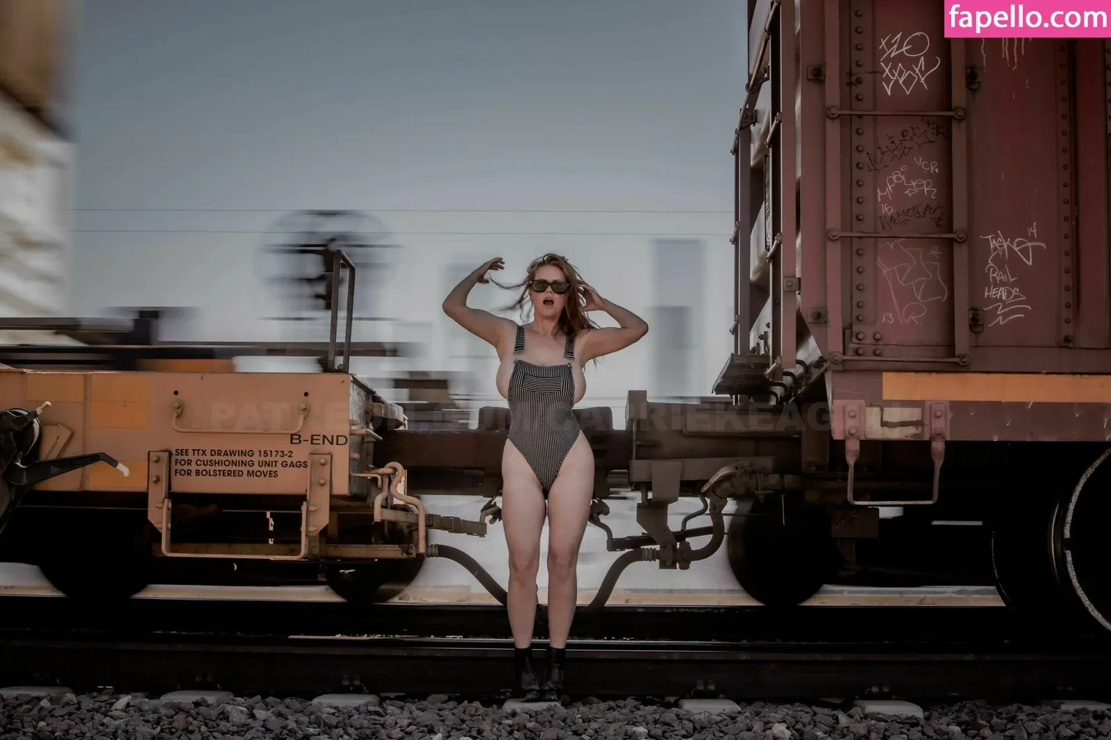 Carrie Keagan Onlyfans Photo Gallery 