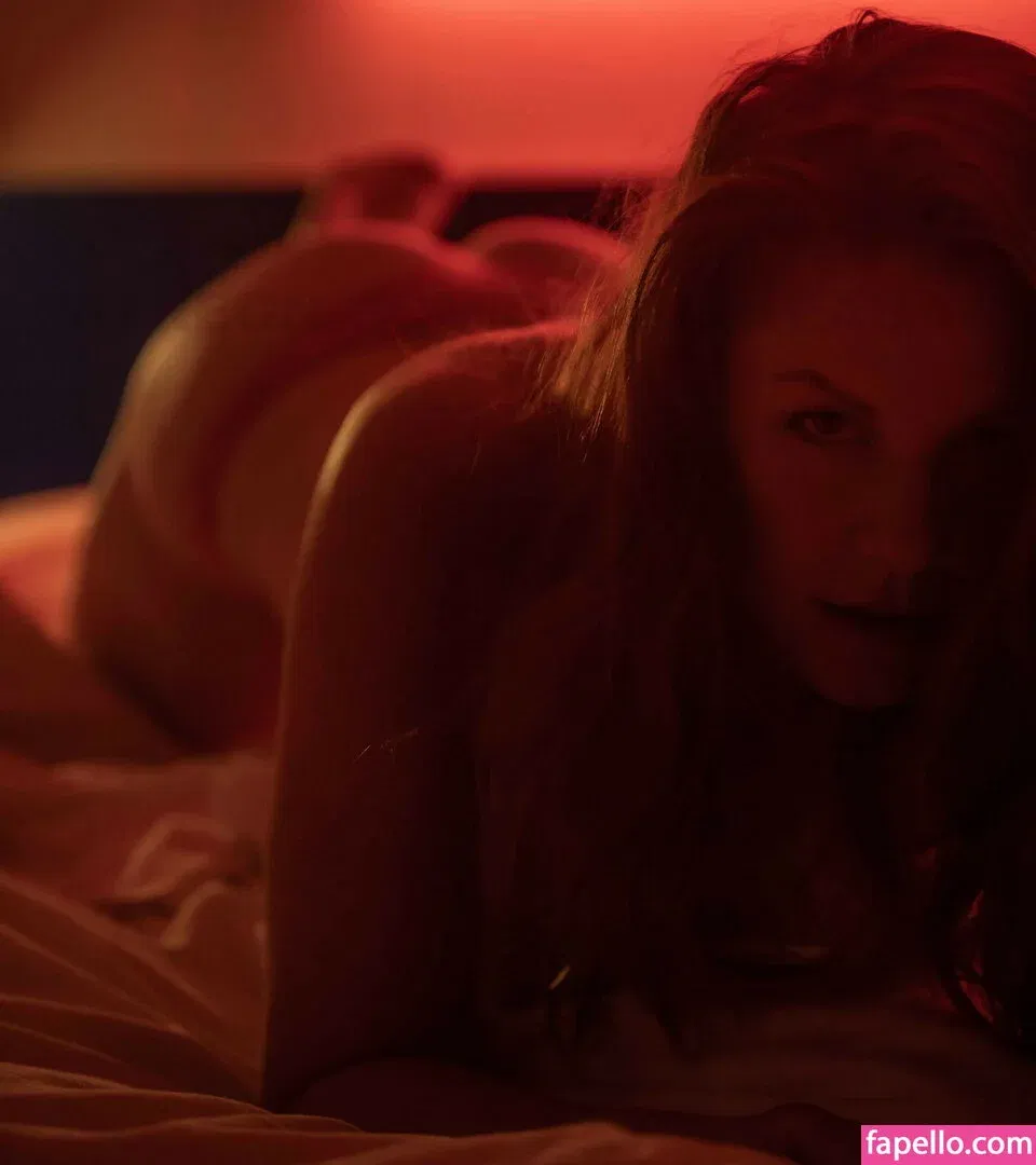 Carrie Keagan Onlyfans Photo Gallery 