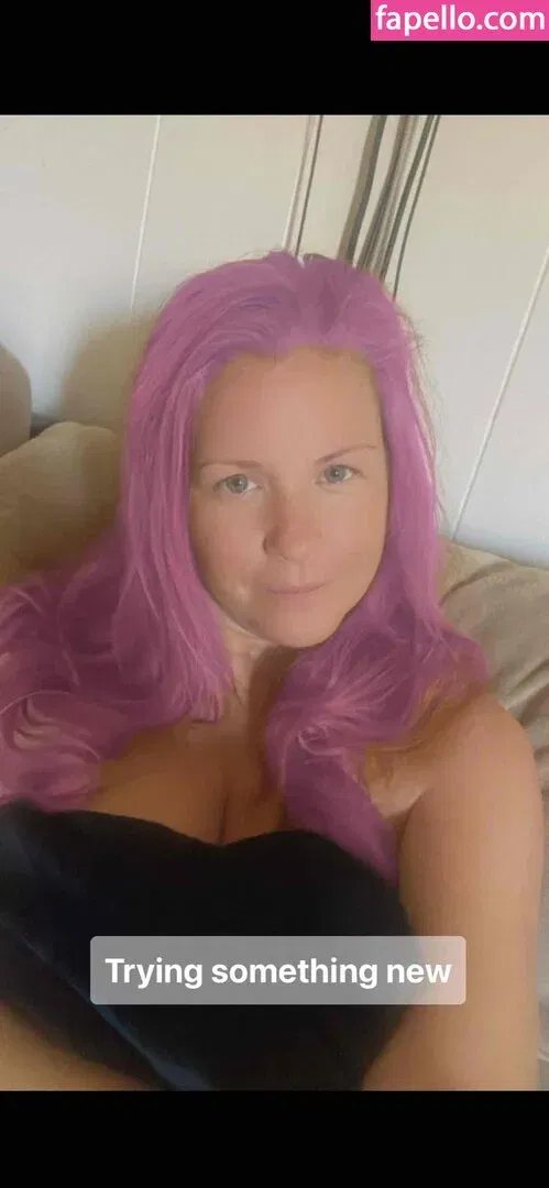 Carrie Keagan Onlyfans Photo Gallery 