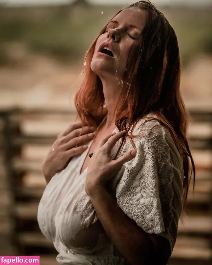 Carrie Keagan Onlyfans Photo Gallery 