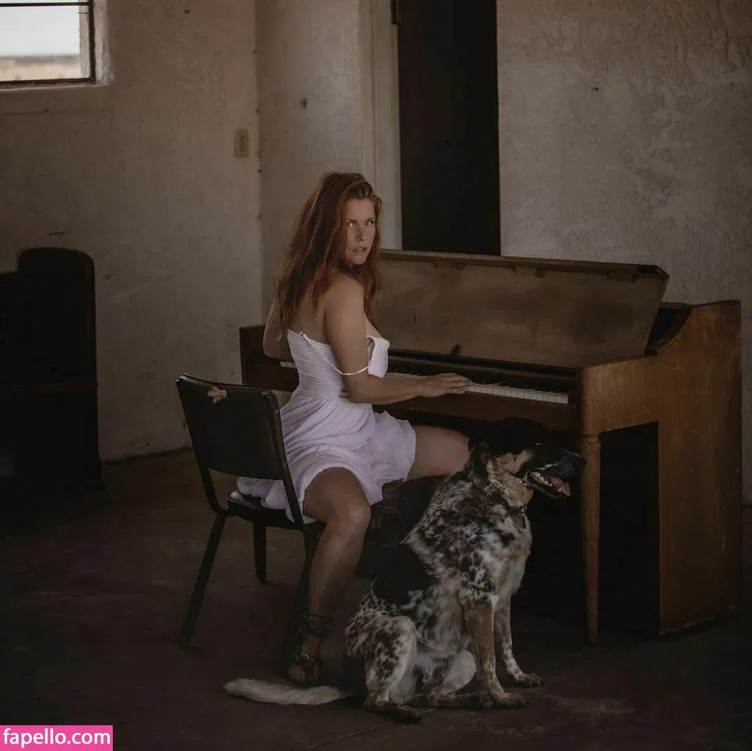 Carrie Keagan Onlyfans Photo Gallery 