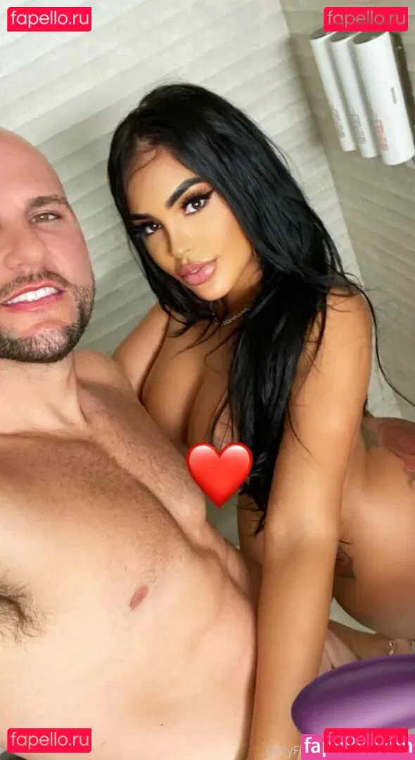 goldendoll Onlyfans Photo Gallery 