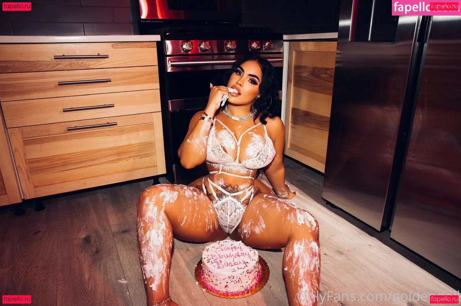 goldendoll Onlyfans Photo Gallery 