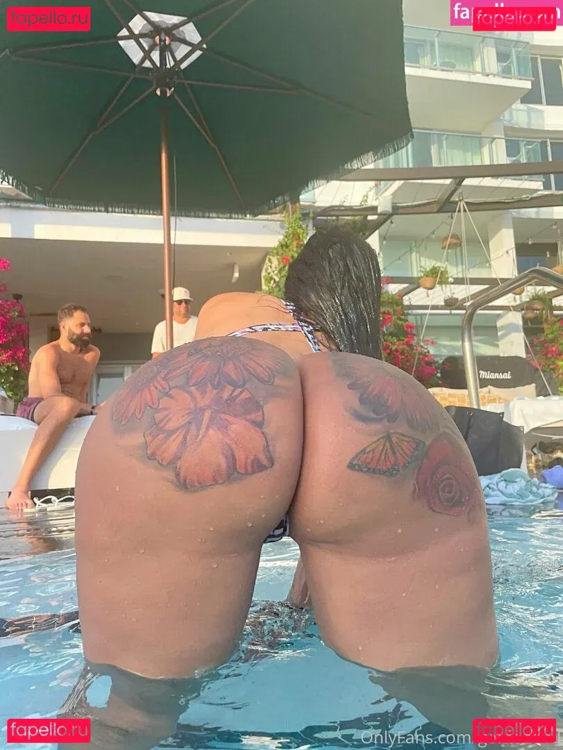 goldendoll Onlyfans Photo Gallery 