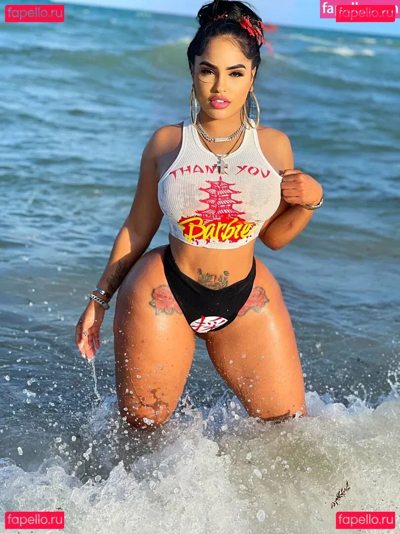 goldendoll Onlyfans Photo Gallery 