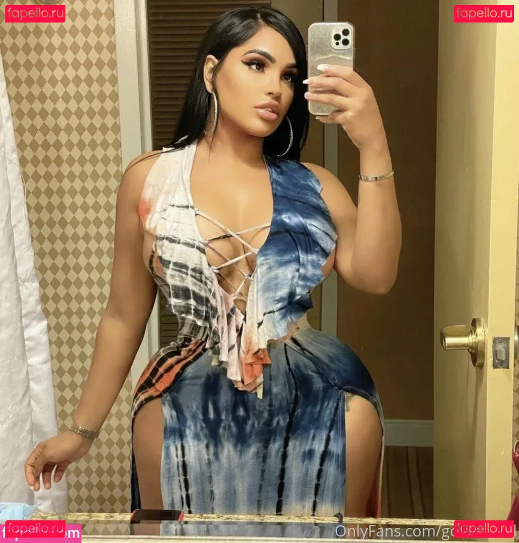 goldendoll Onlyfans Photo Gallery 