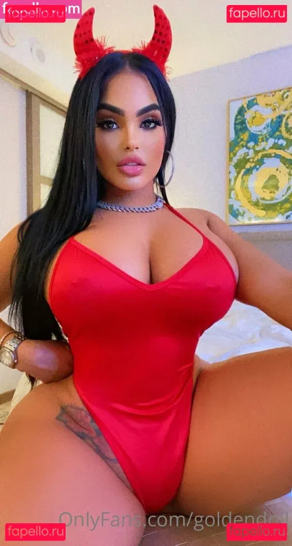goldendoll Onlyfans Photo Gallery 