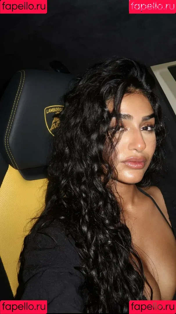 Shreya Verma Onlyfans Photo Gallery 
