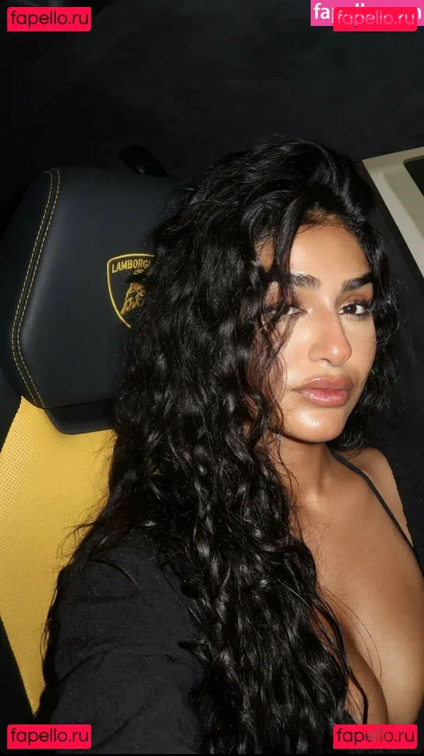 Shreya Verma Onlyfans Photo Gallery 