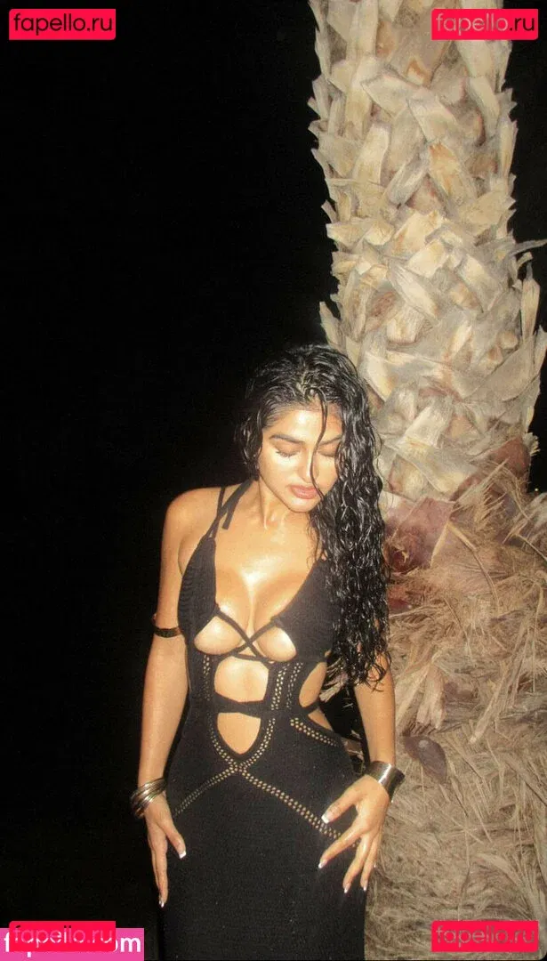 Shreya Verma Onlyfans Photo Gallery 