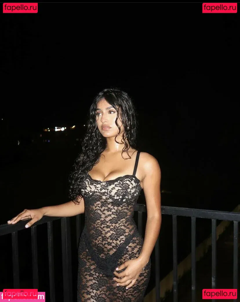 Shreya Verma Onlyfans Photo Gallery 