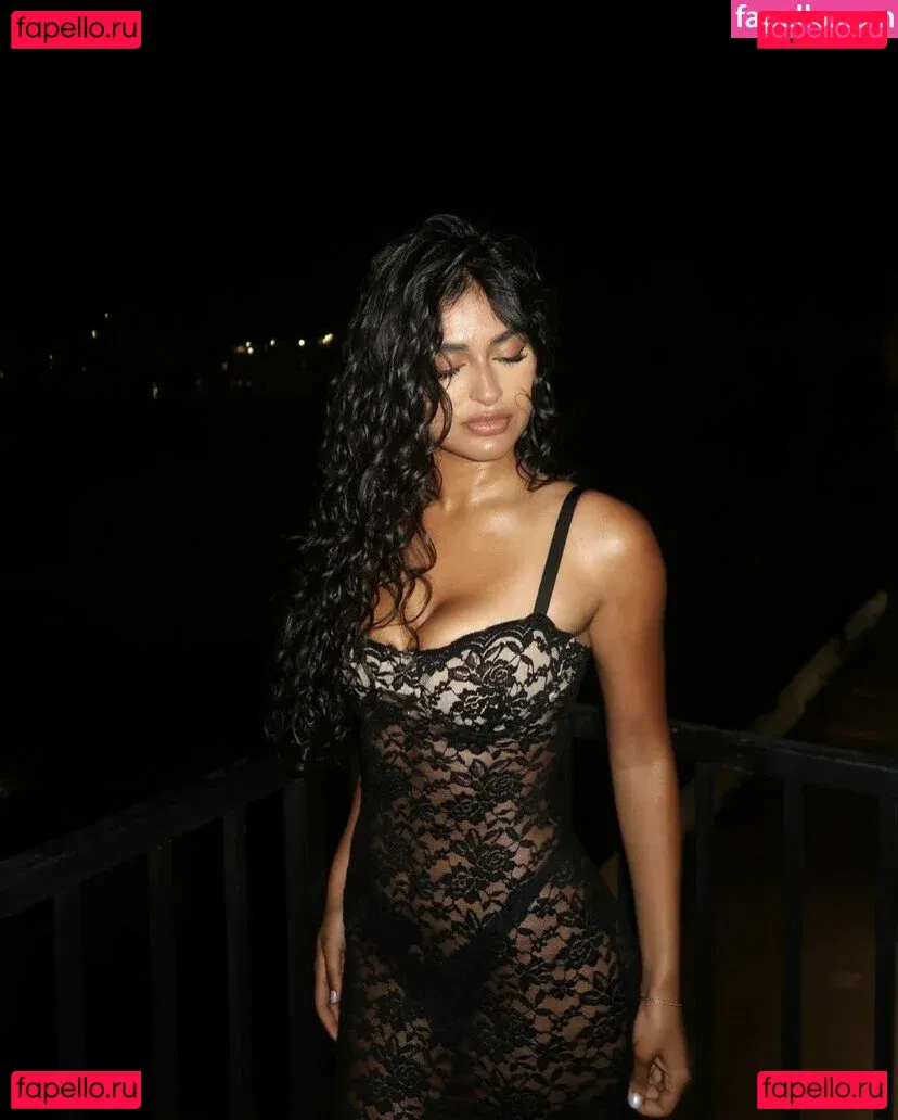 Shreya Verma Onlyfans Photo Gallery 