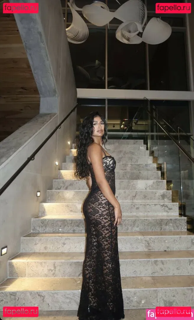 Shreya Verma Onlyfans Photo Gallery 