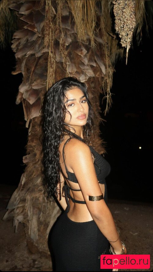 Shreya Verma Nude Onlyfans Photo 7