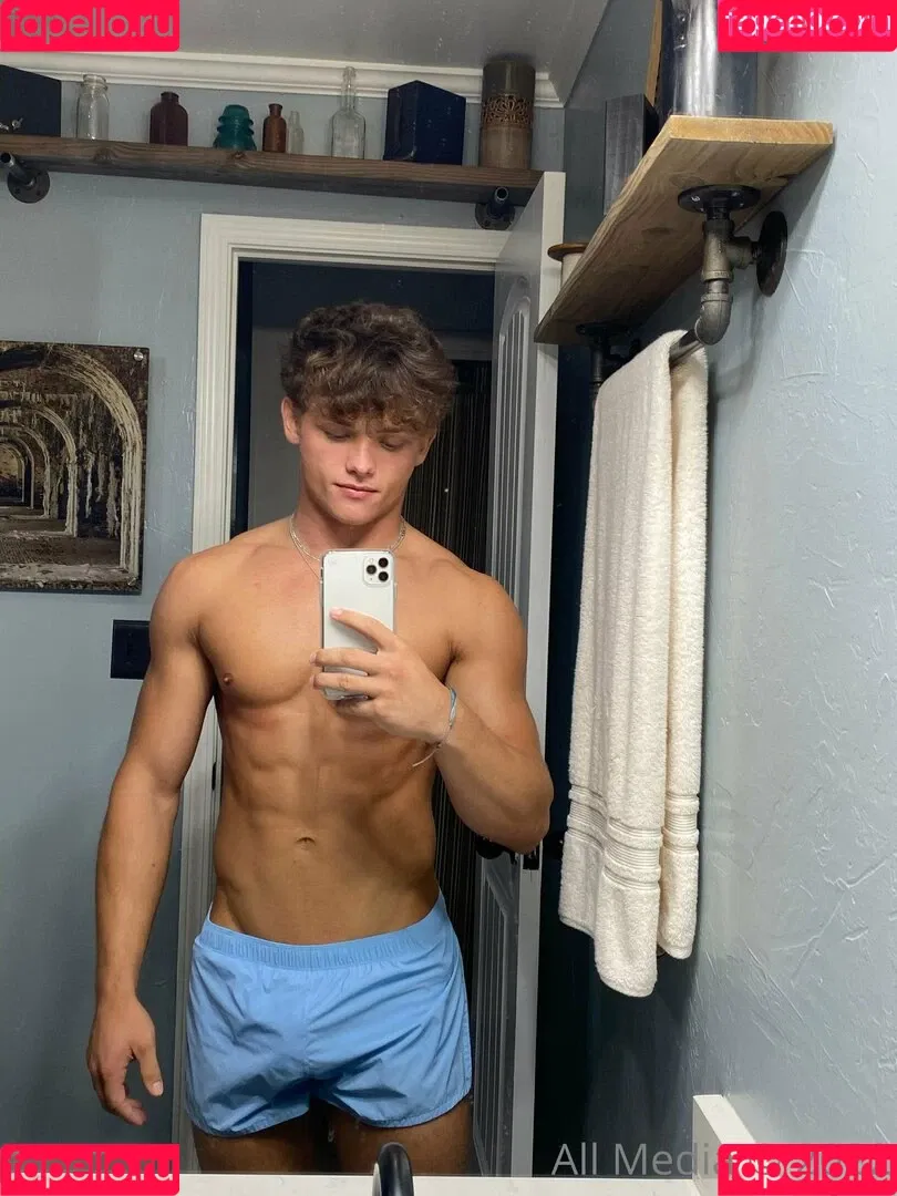 taylorsfree Onlyfans Photo Gallery 