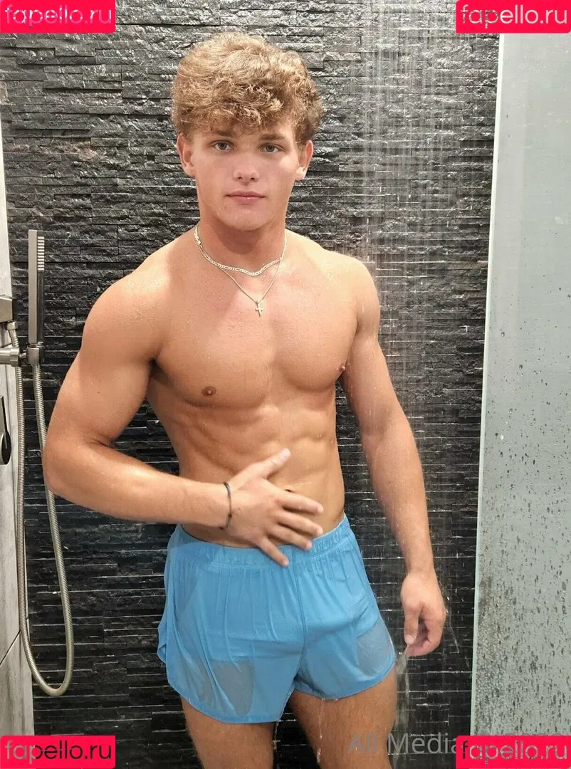 taylorsfree Onlyfans Photo Gallery 