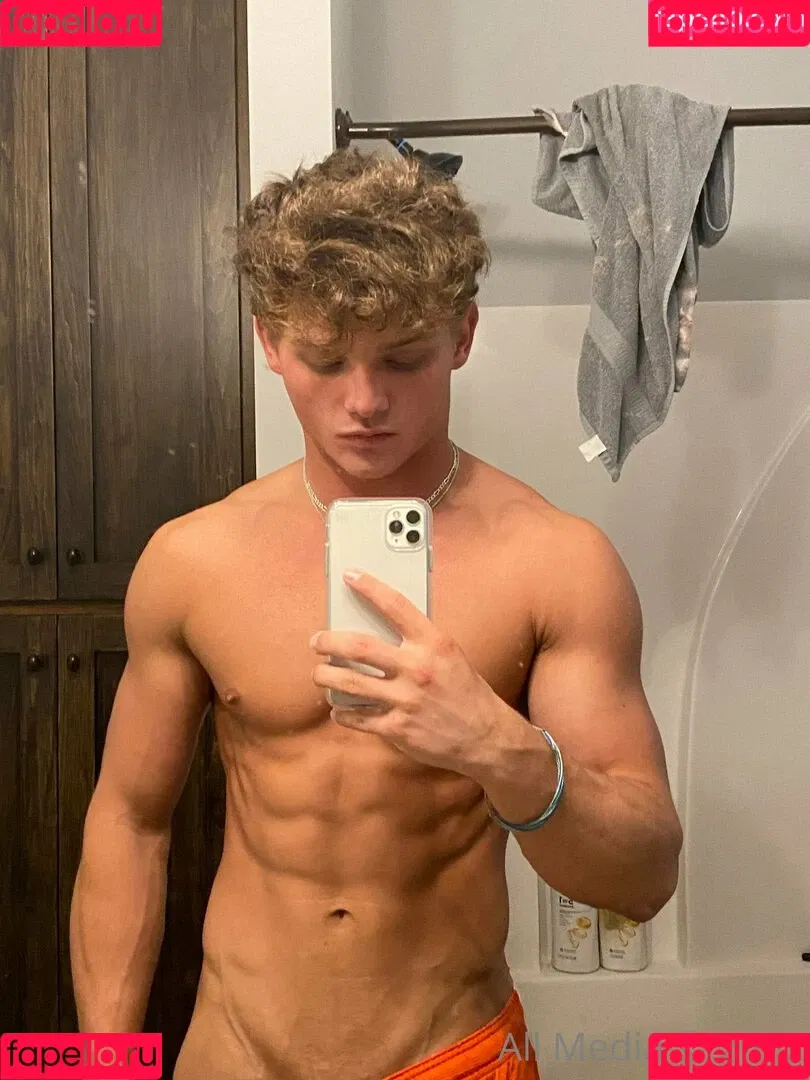 taylorsfree Onlyfans Photo Gallery 