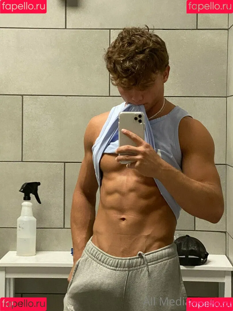 taylorsfree Onlyfans Photo Gallery 