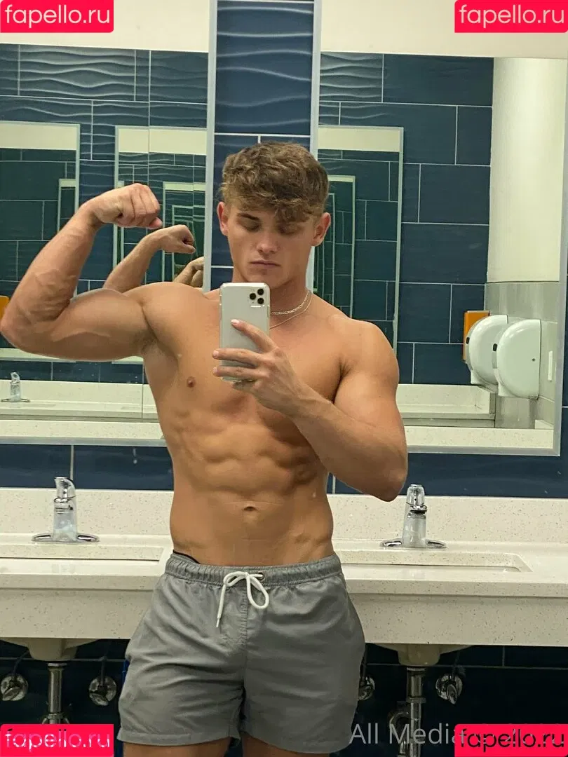 taylorsfree Onlyfans Photo Gallery 