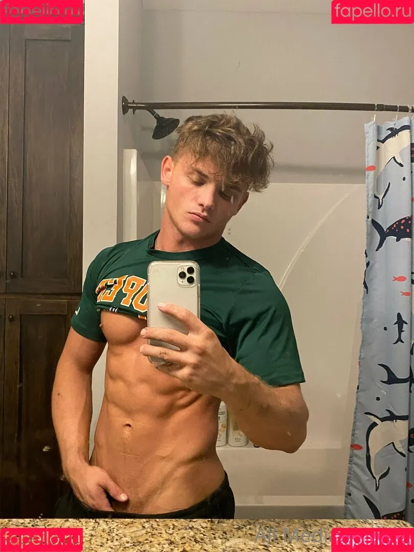 taylorsfree Onlyfans Photo Gallery 