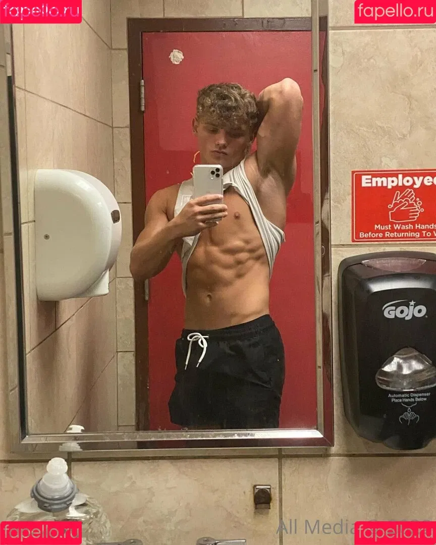 taylorsfree Onlyfans Photo Gallery 
