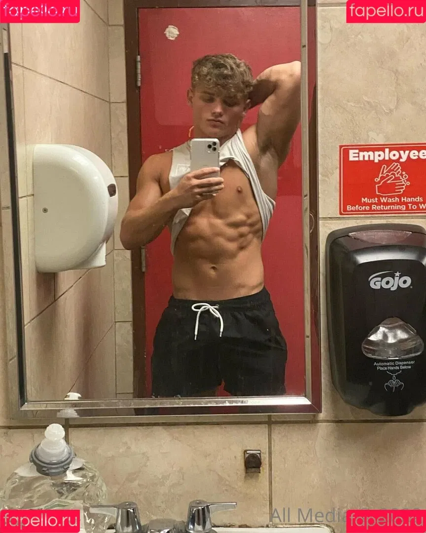 taylorsfree Onlyfans Photo Gallery 