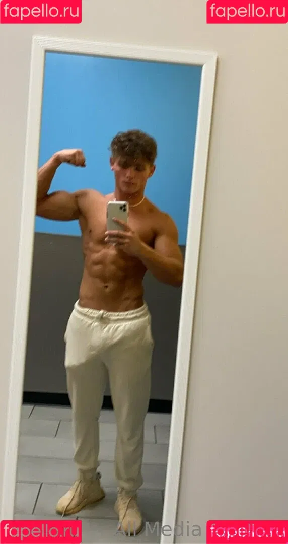 taylorsfree Onlyfans Photo Gallery 